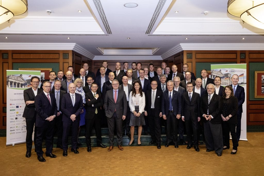 AfW_Hauptstadtgipfel_15_Gruppenfoto-1024x683